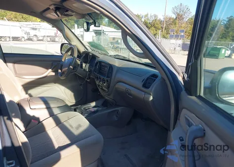 2006 Toyota Tundra Sr5 V8 from USA, damaged, VIN 5TBDT44126S530438